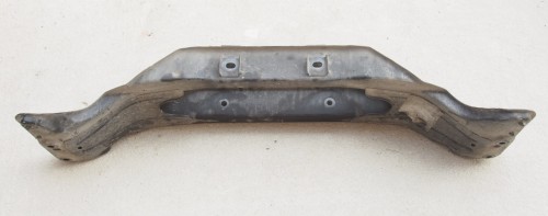 belka tylnego zawieszenia Alfa Romeo 147 2.jpg