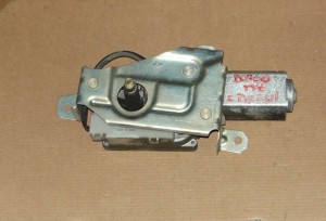 Fiat Doblo silniczek wycieraczki tył wycieraczek tylny do drzwi 64343019