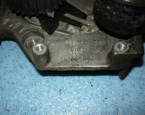 wspornik alternatora 2.JPG