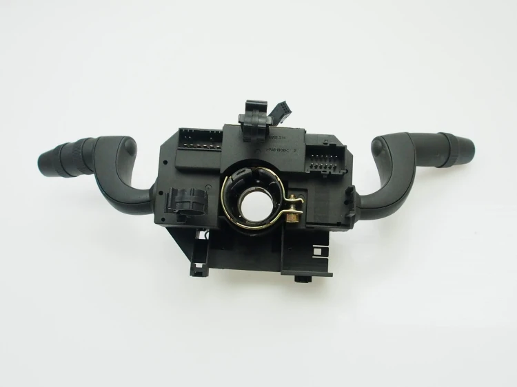 przełącznik Fiat Croma 07353997320 3.jpg