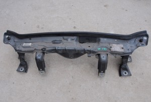 wzmocnienie czołowe górne Alfa Romeo 147 kolor VR 680