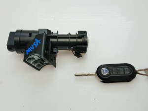 stacyjka + kluczyk Lancia Musa