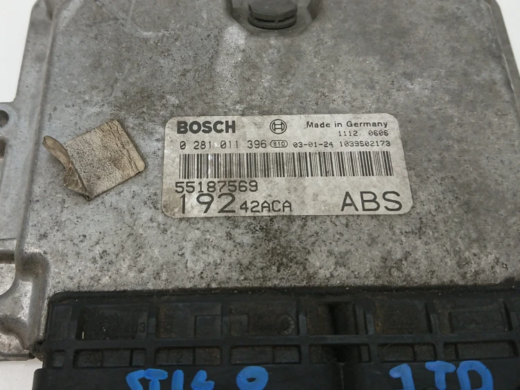 zestaw 0281011396 2.jpg