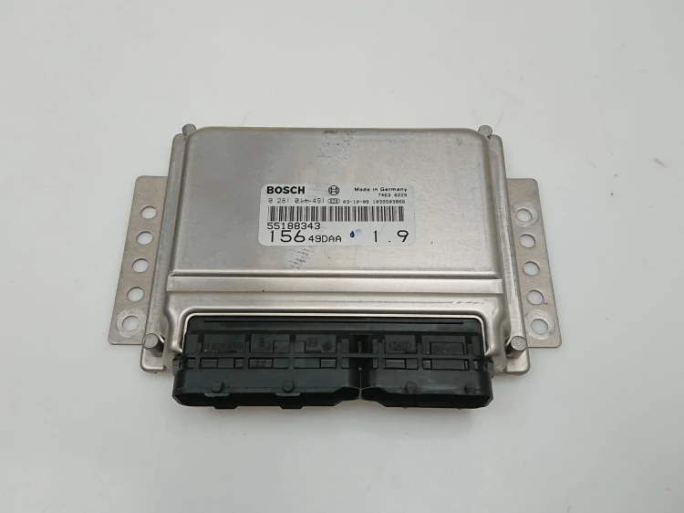 komputer Alfa 156 0281011491 1.jpg