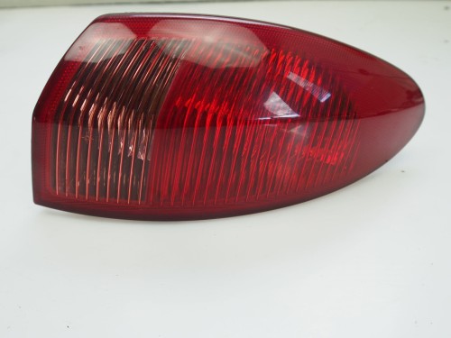 147 prawa lampa.jpg