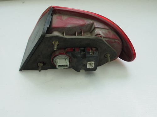Lampa tylna lewa w błotnik tył Alfa Romeo 166