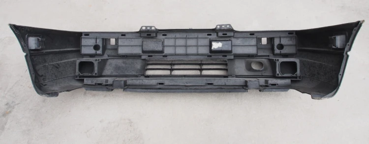 zderzak przedni nowy Fiat Tempra 2.jpg