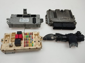 komputer, centralka, stacyjka, BSI, komplet Alfa Romeo 147 1,9 JTD 16V Q2 Bosch 0281013532 55207097