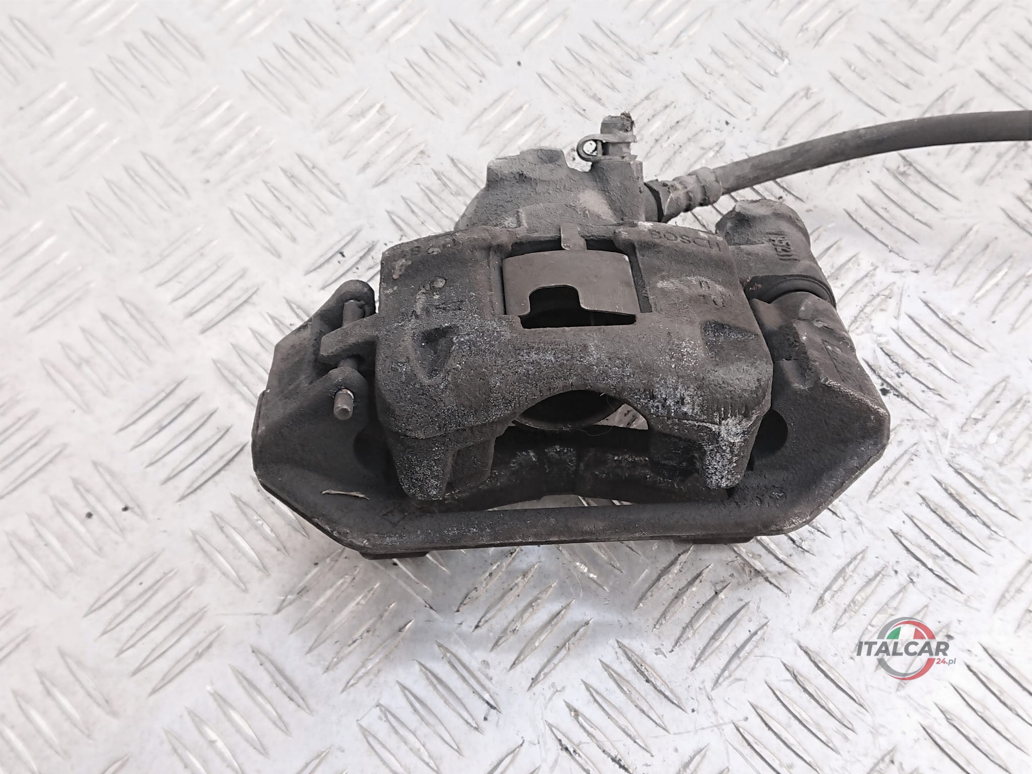 Fiat Punto I zacisk hamulcowy przedni