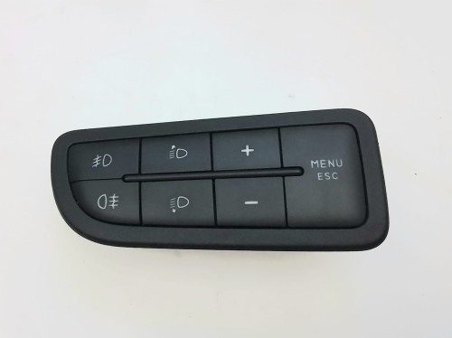 panel, przyciski świateł, menu, halogeny Fiat Grande Punto EVO
