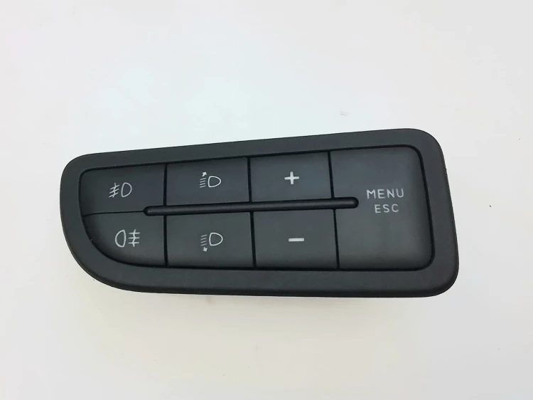 panel, przyciski świateł, menu, halogeny Fiat Grande Punto EVO