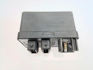 Przekaźnik automat świec żarowych  55187288 Alfa Romeo 147 1,9 JTD 16V