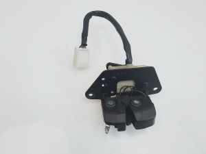  zamek klapy  tył  Alfa 159 