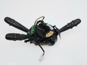 przełącznik zespolony pająk Alfa 147 z tempomatem  i kontrolą trakcji nr. 07353655320 