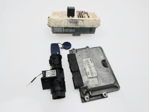 komputer, centralka, stacyjka, BSI, komplet Fiat Stilo 1,9 JTD 80 KM  0281010738
