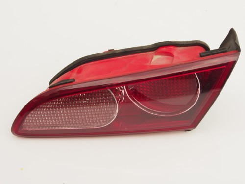 Alfa 159 lampa tylna prawa środek 1.jpg