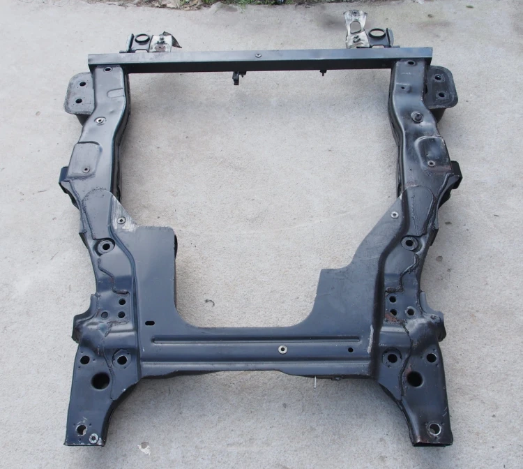 belka zawieszenia Alfa Romeo 159 3,2 V6 4x4 8.jpg