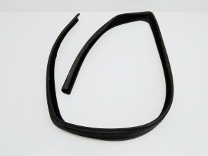 Uszczelka szyby drzwi  prawy przód  Fiat Grande Punto 