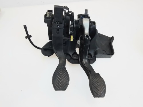pedały  zestaw pedałów Fiat Grande Punto 50508929