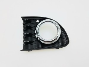 ramka halogenu prawa Fiat 500 lift nowa oryginalna  735642289 735619566 735619562