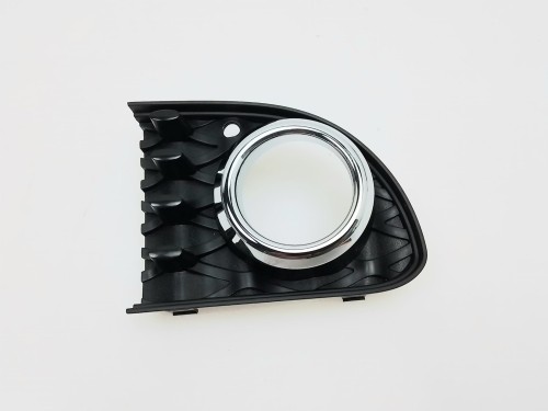 ramka halogenu  Fiat 500 lift