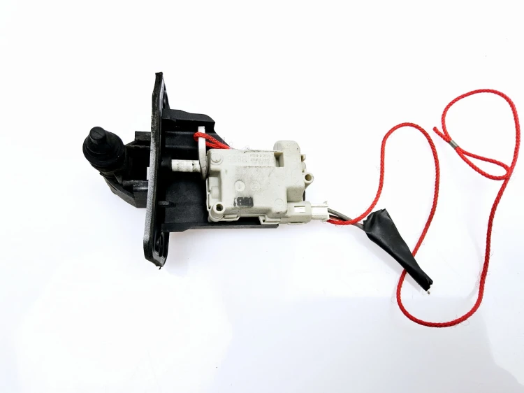zamek klapki wlewu paliwa Fiat Croma 51734821