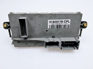 skrzynka bezpieczników Fiat Bravo II 51829178 CPL