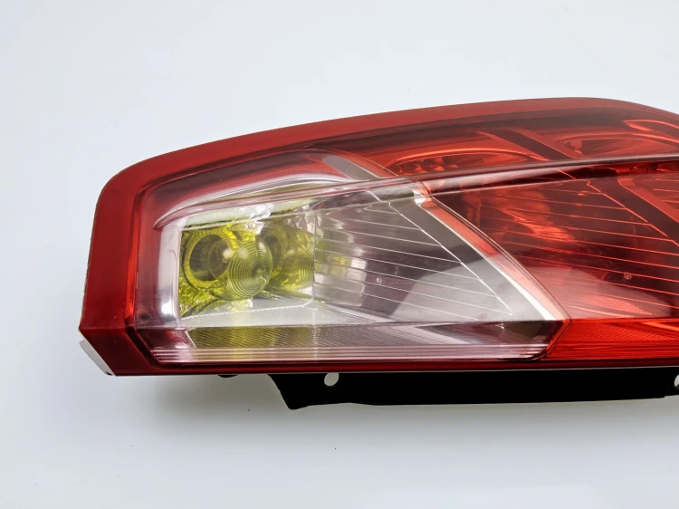 Lampa tylna Fiat Grande Punto prawa