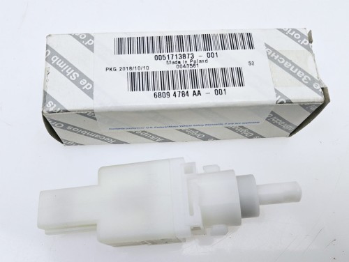 Włącznik świateł stop Fiat Alfa Lancia nowy 51713873