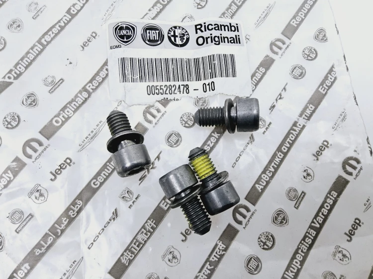 Śruba docisku sprzęgła Fiat 500X 55282478