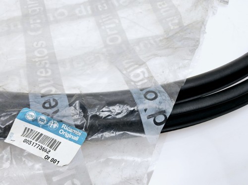 Uszczelka karoserii  drzwi Fiat Grande Punto lewa  nowa oryginalna 51773662