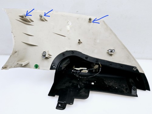 spinka metalowa do mocowania osłony półki tył Fiat Grande Punto