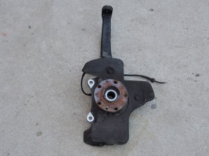 zwrotnica lewa pod zacisk hamulcowy Brembo Alfa Romeo 156 Crosswagon