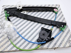 podnośnik szyby elektryczny  Fiat Stilo prawy przód - nowy oryginał 46831652