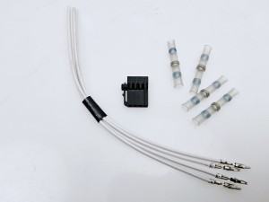 wtyczka zamka klapy tył  Fiat Bravo 2 Grande Punto 500- nowa 