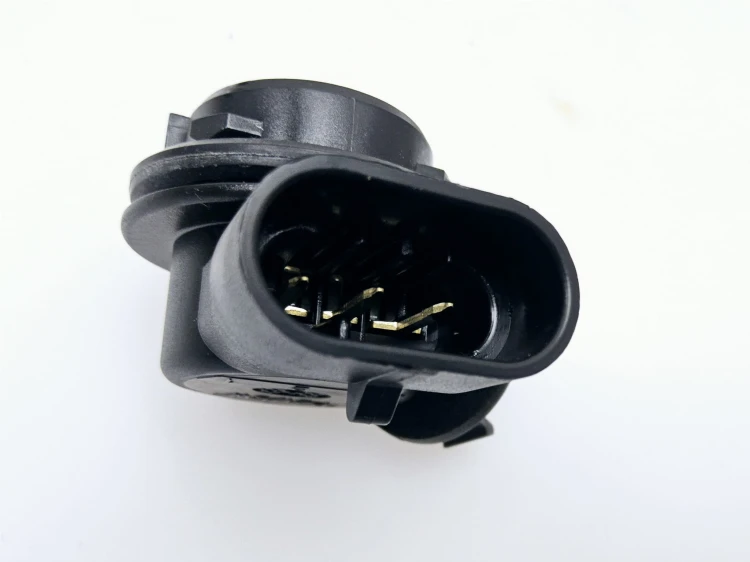 Oprawa oprawka żarówki reflektora Fiat Panda po 2012 nowa 6000630175