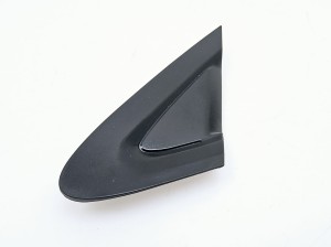 trójkąt, zaślepka błotnika lewa Fiat Grande Punto nowa 735440548