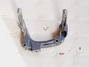 wspornik pod miskę oleju Fiat Punto 2 1,2 16V