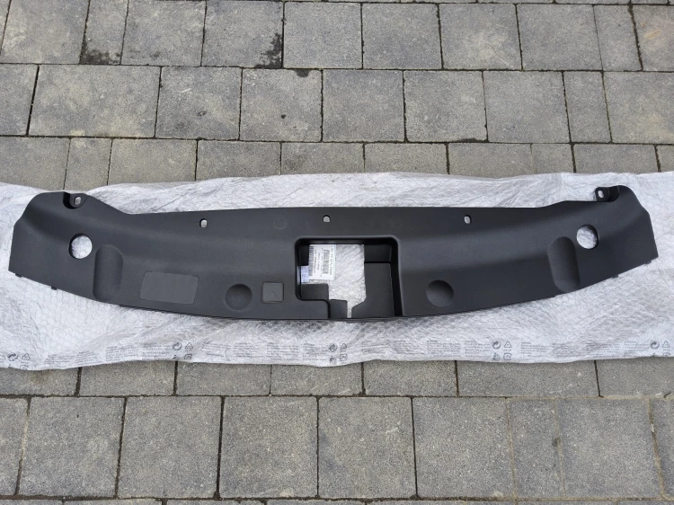nakładka, osłona zderzaka przód Fiat Tipo - nowa nr: 735664600