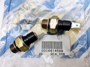 Czujnik włącznik  ciśnienia oleju   Fiat Lancia nowy nr 4414599