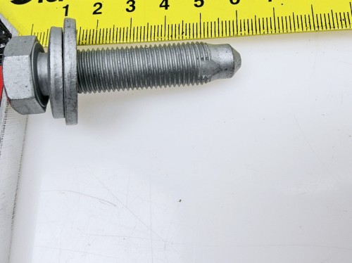 śruby zawieszenia tył Fiat Doblo 51899455