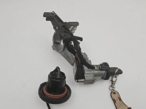 stacyjka , kluczyk, korek wlewu paliwa Fiat  Grande Punto