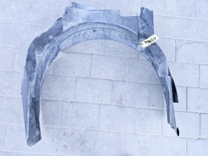 nadkole plastikowe przednie  prawe  Alfa Romeo 156  60619623  