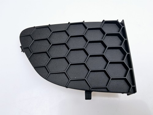 atrapka kratka zderzaka prawa Fiat Punto 2012 nowa 735502299