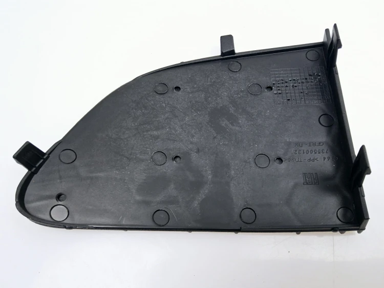 atrapka kratka zderzaka prawa Fiat Punto 2012 nowa 735502299