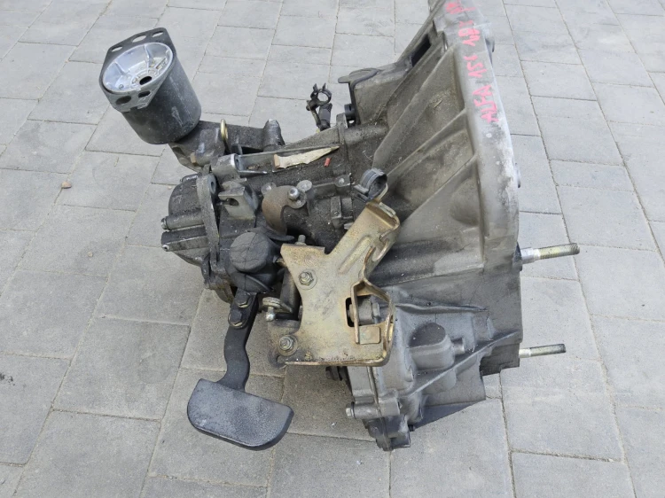 skrzynia biegów Romeo 156 1,8 TS