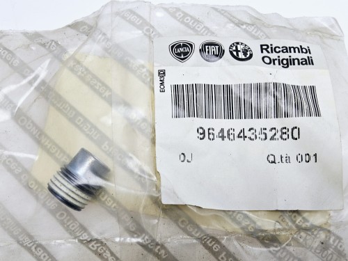 Korek nakrętka widełek wybieraka biegów Fiat Ducato  po 2006
