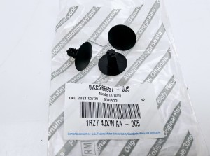 Spinka kołek tapicerki Fiat Alfa  nowa   735266957