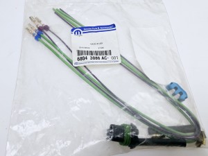 wtyczka Jeep - nowa  68043086AC