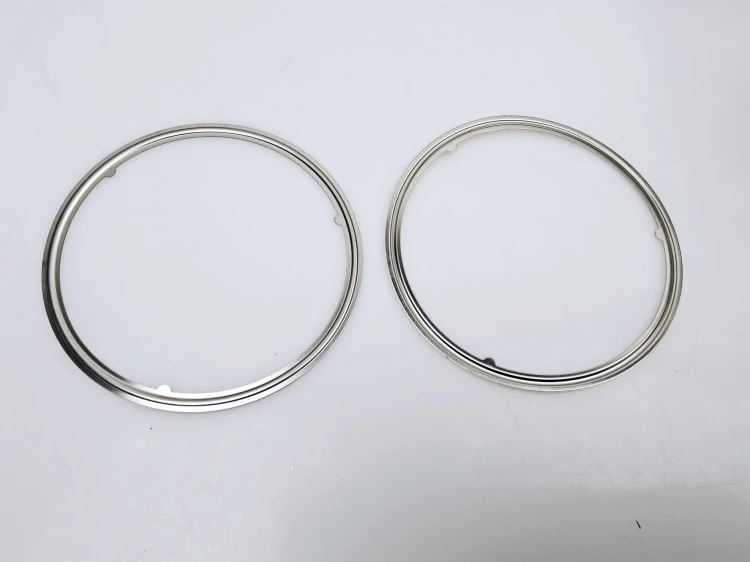 Uszczelka wydechu  Fiat  Alfa Lancia  nowa 51896690